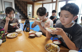 青　水彩　シンプル　夏　お知らせ　ニュース　Instagram投稿 - 1 (1)